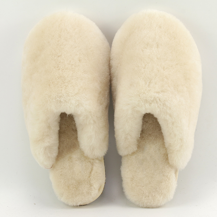 Comfortable Winter Warm Fluffy Indoor Sheepskin Leather Handmade LambsWool Australian Sheepskin Slippers for Women