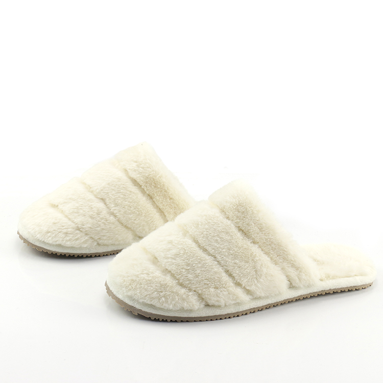 White Color Women Bride Fluffy Furry Closed Toe Slippers Logo